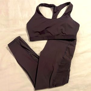 Fabletics Powerset Leggings and Sports Bra